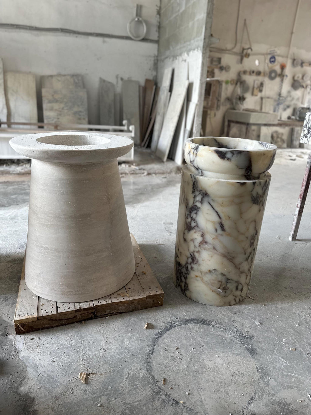 Travertine Marble Dining Table: Vein Cut with Hexagonal Base